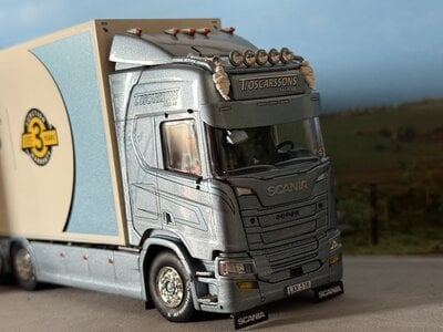 Tekno Tekno Scania Next Gen R Highline Swedish combination LZV OSCARSSONS AKERI