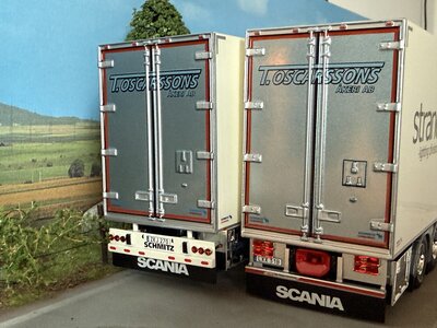 Tekno Tekno Scania  Next Gen R Highline Zweedse combinatie LZV OSCARSSONS AKERI