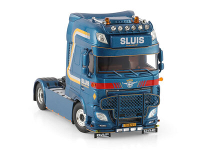 WSI WSI DAF XF Super Space Cab 4x2 SLUIS TRANSPORT