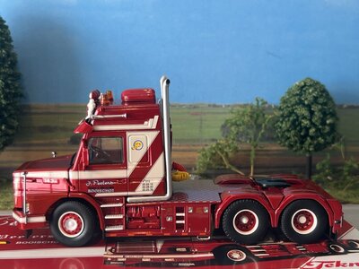 Tekno Tekno Scania 143H Torpedo 6x2 PEETERS