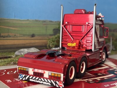 Tekno Tekno Scania 143H Torpedo 6x2 PEETERS