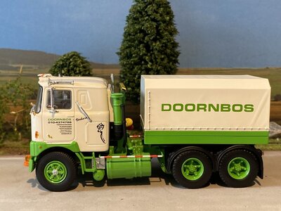 Tekno Tekno Mack F700 rigid truck DOORNBOS