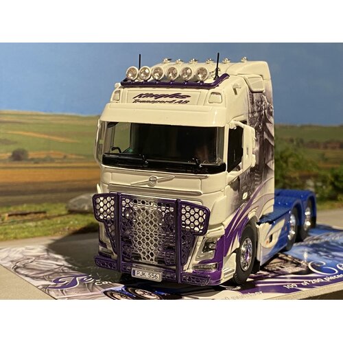 Tekno Tekno Volvo FH04 Globetrotter XL KINGHS TRANSPORT
