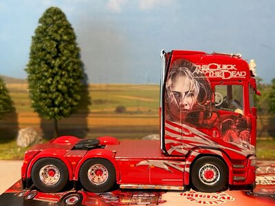 Tekno Tekno Scania Next Gen S-serie Highline 6x2 GRAARUD "The Quick and the dead"