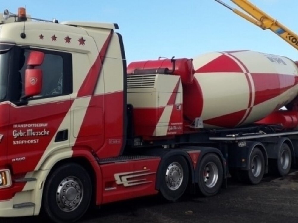 Tekno Tekno Scania NGR met 3-assige betonmixer MUSSCHE TRANSPORT