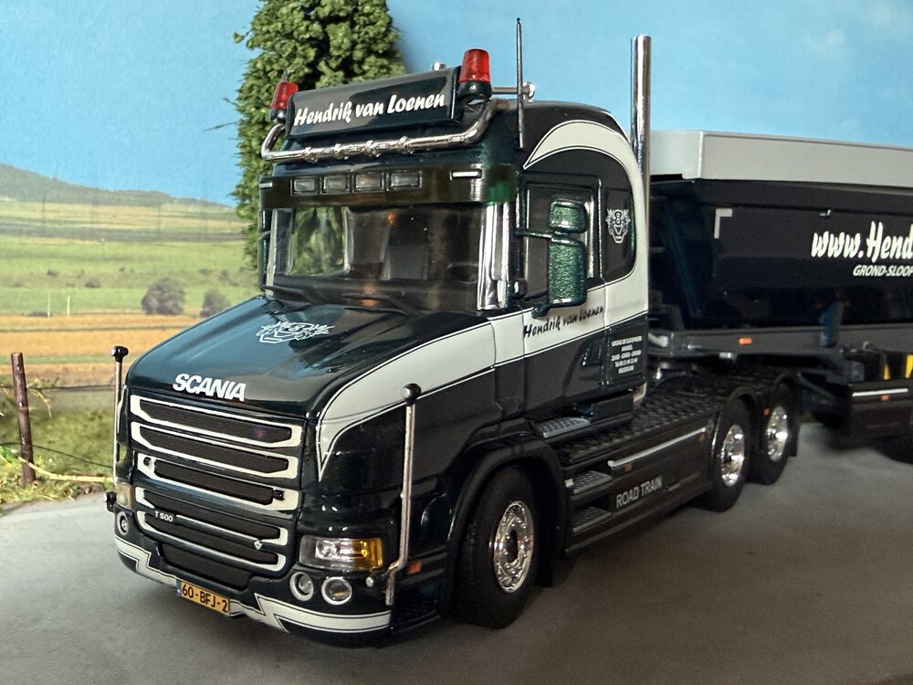 Tekno Tekno Scania Torpedo Highline with 3-axle tipper trailer HENRIK VAN LOENEN