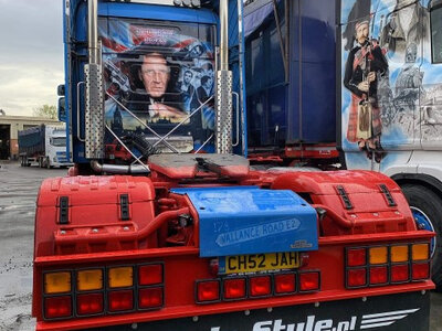 Tekno Tekno Scania 4-serie Topline 6x2 GARDNER E.W. "Naughty Boys"