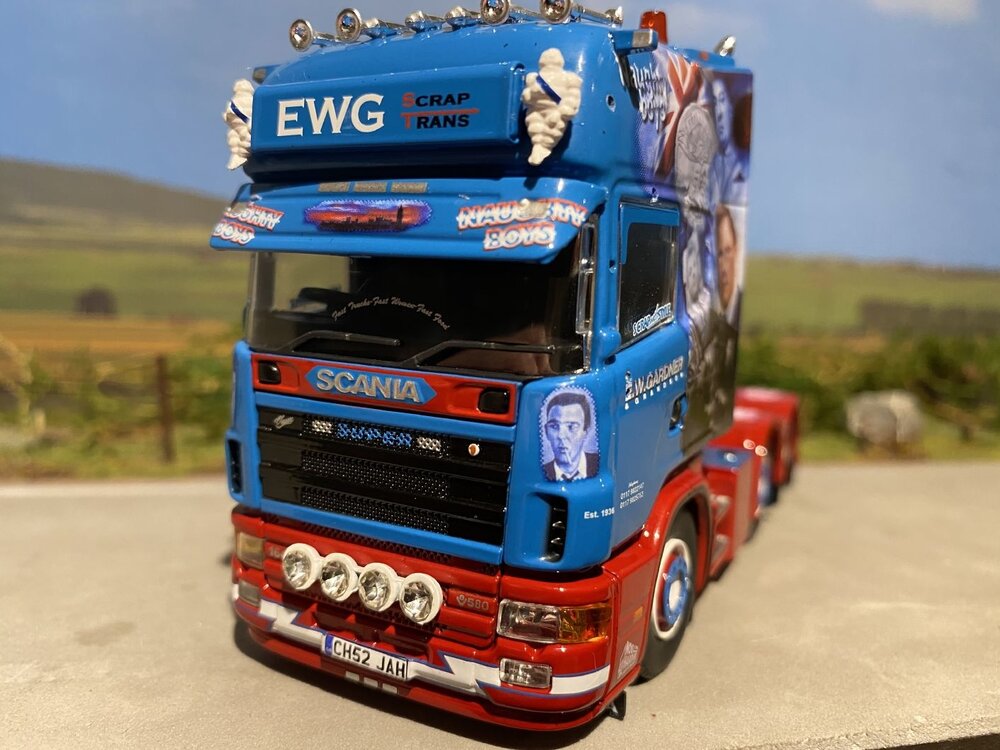 Tekno Tekno Scania 4-serie Topline 6x2 GARDNER E.W. "Naughty Boys"