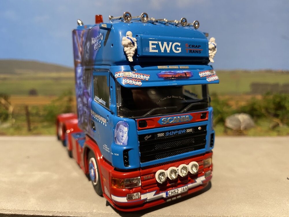 Tekno Tekno Scania 4-serie Topline 6x2 GARDNER E.W. "Naughty Boys"