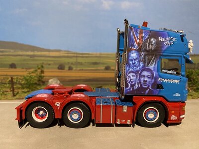 Tekno Tekno Scania 4-serie Topline 6x2 GARDNER E.W. "Naughty Boys"