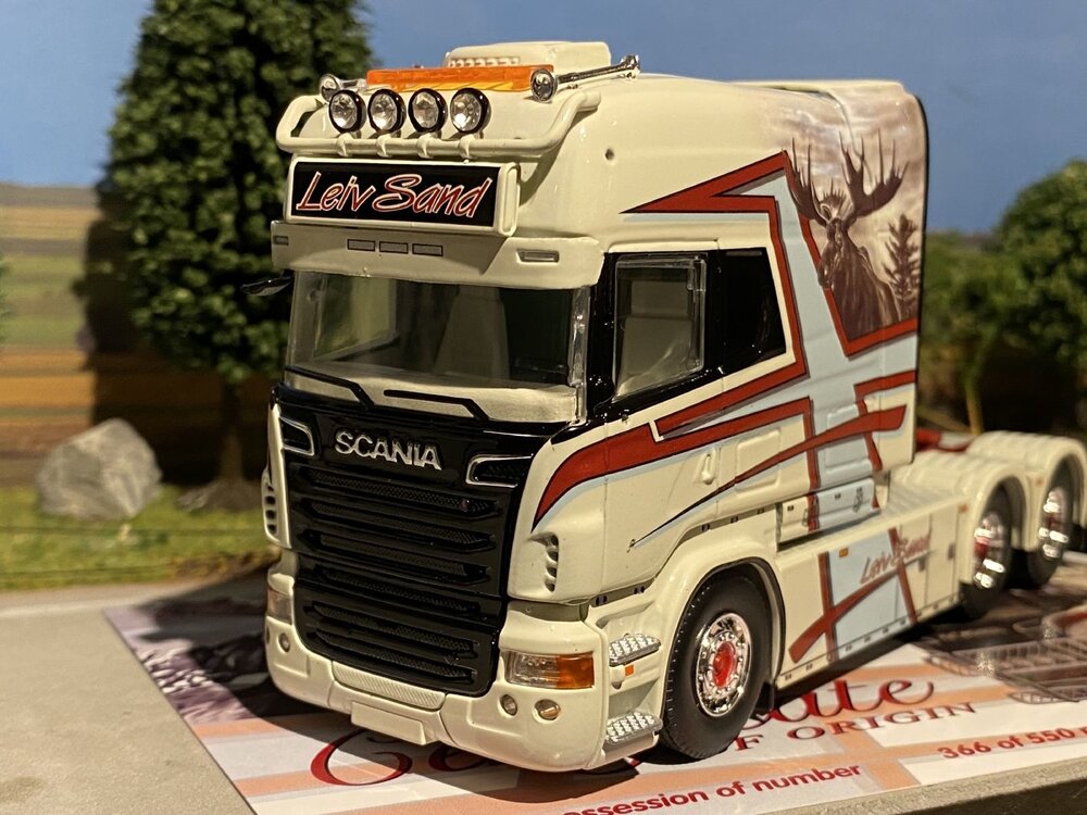 Tekno Tekno Scania R-serie Longline 6x2 LEIV SAND
