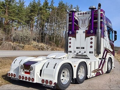 Tekno Tekno Scania NGS Highline 6x2 sleepas trekker TOMMY KURAS "Valkyrie"
