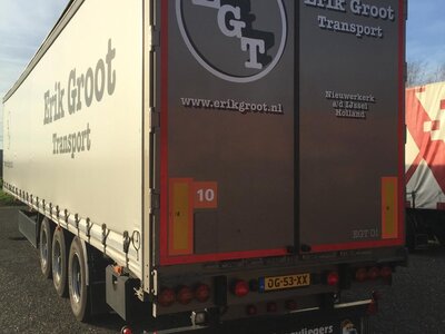 Tekno Tekno Scania 4-serie Topline 6x2 truck with 3-axle curtainside trailer ERIK DE GROOT TRANSPORT