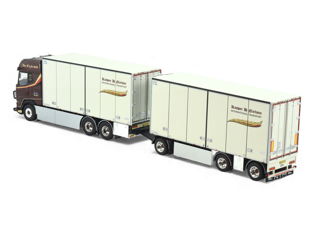 Tekno Tekno DAF XG+ riged truck with 3-axle trailer KASPER H NIELSEN