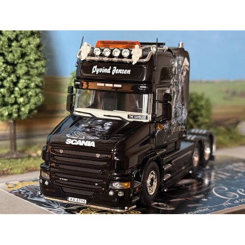 Tekno Tekno Scania Torpedo Topline 6x2 OYVIND JENSEN "The Gambler"