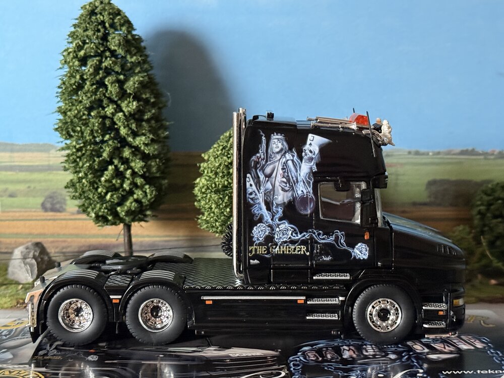 Tekno Tekno Scania Torpedo Topline 6x2 OYVIND JENSEN "The Gambler"