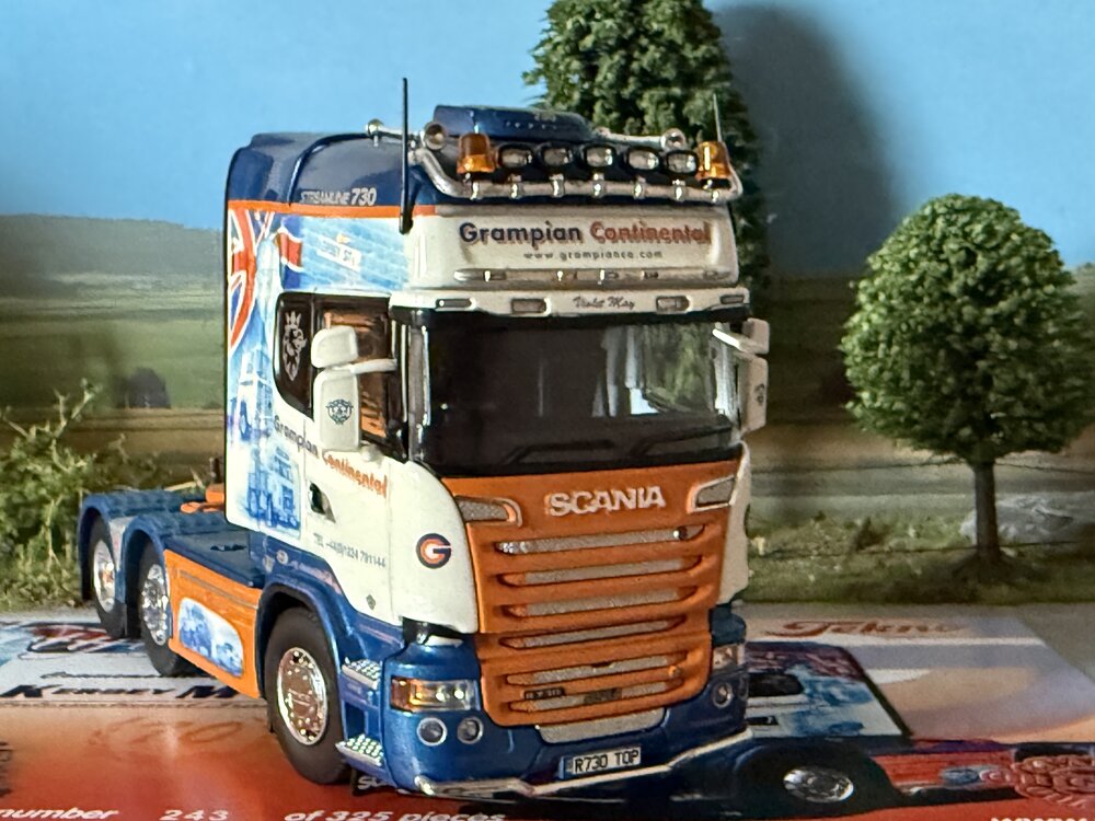 Tekno Tekno Scania R Topline 6x2 KERBEY