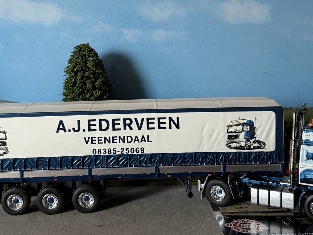 Tekno Tekno Volvo F12 Globetrotter 4x2 met 3-as klassieke huifoplegger EDERVEEN