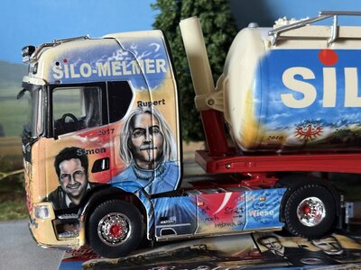 Tekno Tekno Scania Next Gen S Highline with 3-axle short silo trailer MELMER