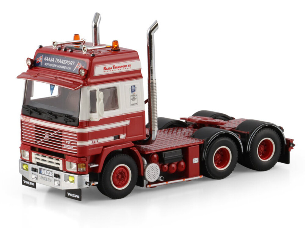 WSI WSI VOLVO F12 Globetrotter 6x2 KAASA