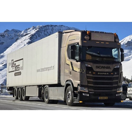 WSI WSI Scania S Highline with 3-axle reefer trailer GIJS BOSS