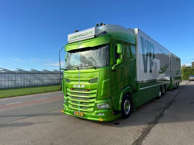 Tekno Tekno DAF XG+ riged truck with 2-axle trailer VEENPLANT "PEAKY BLINDERS"