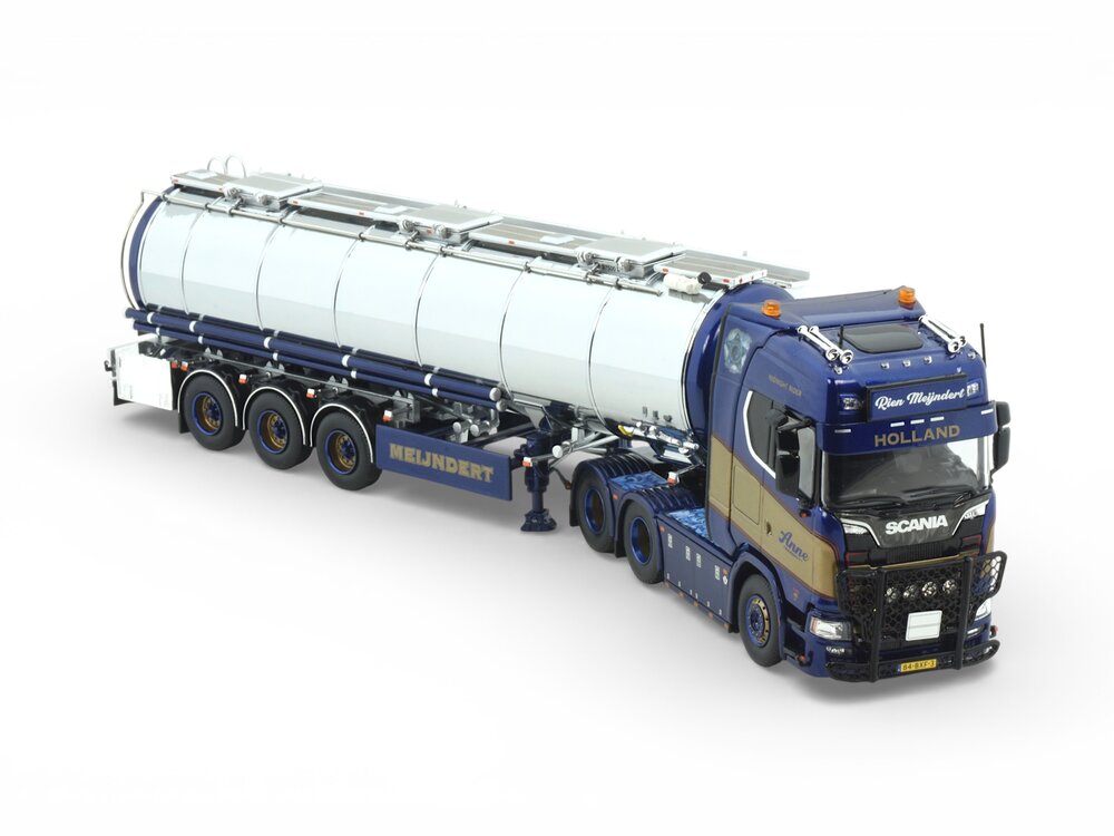 Tekno Tekno Scania Next Gen Highline 590S with tanktrailer ANNE TRANSPORT