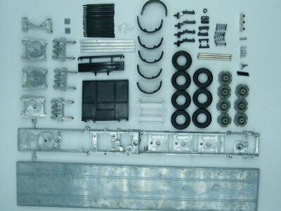 Tekno Tekno 3-axle flat rack Trailer Kit