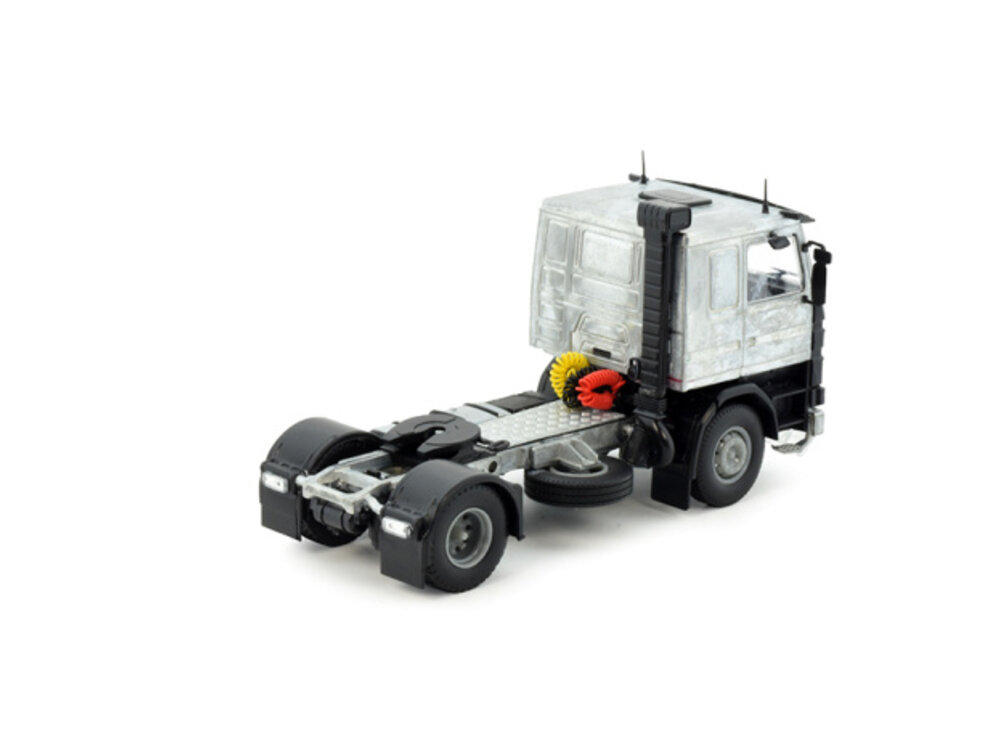 Tekno Tekno Scania 142 intercooler 4x2 Tractor Kit