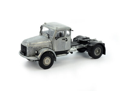 Tekno Tekno Volvo L495/ N88 sleep cabin 4x2 Tractor Kit