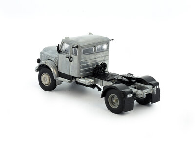 Tekno Tekno Volvo L495/ N88 sleep cabin 4x2 Tractor Kit