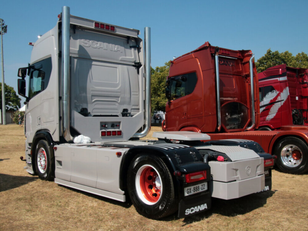 WSI WSI Scania R Highline 4x2 SÉBASTIEN BOUTONNET