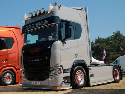 WSI WSI Scania R Highline 4x2 SÉBASTIEN BOUTONNET