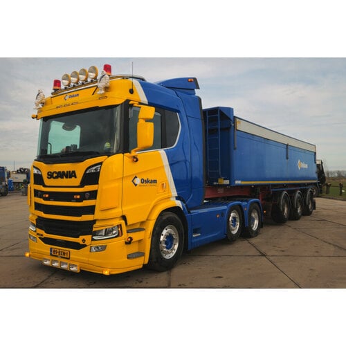 WSI WSI Scania R Normal 6x2 with 3-axle  tipper trailer OSKAM