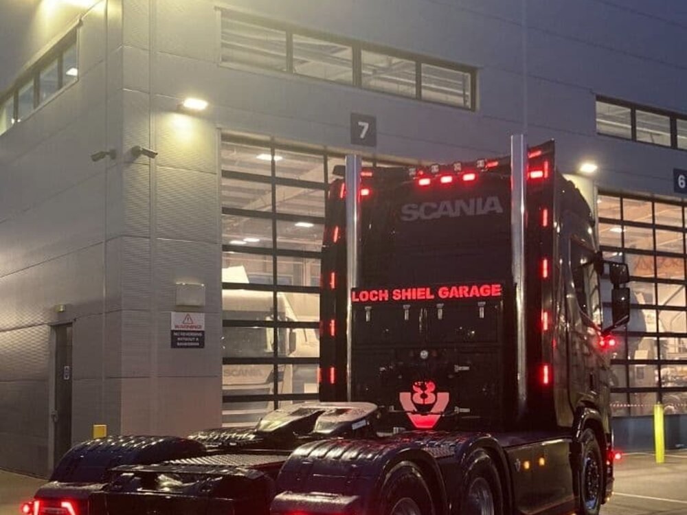 WSI WSI Scania R770 6x2 met 3-as dieplader LOCHSHIEL GARAGE ACHARACLE SCOTLAND