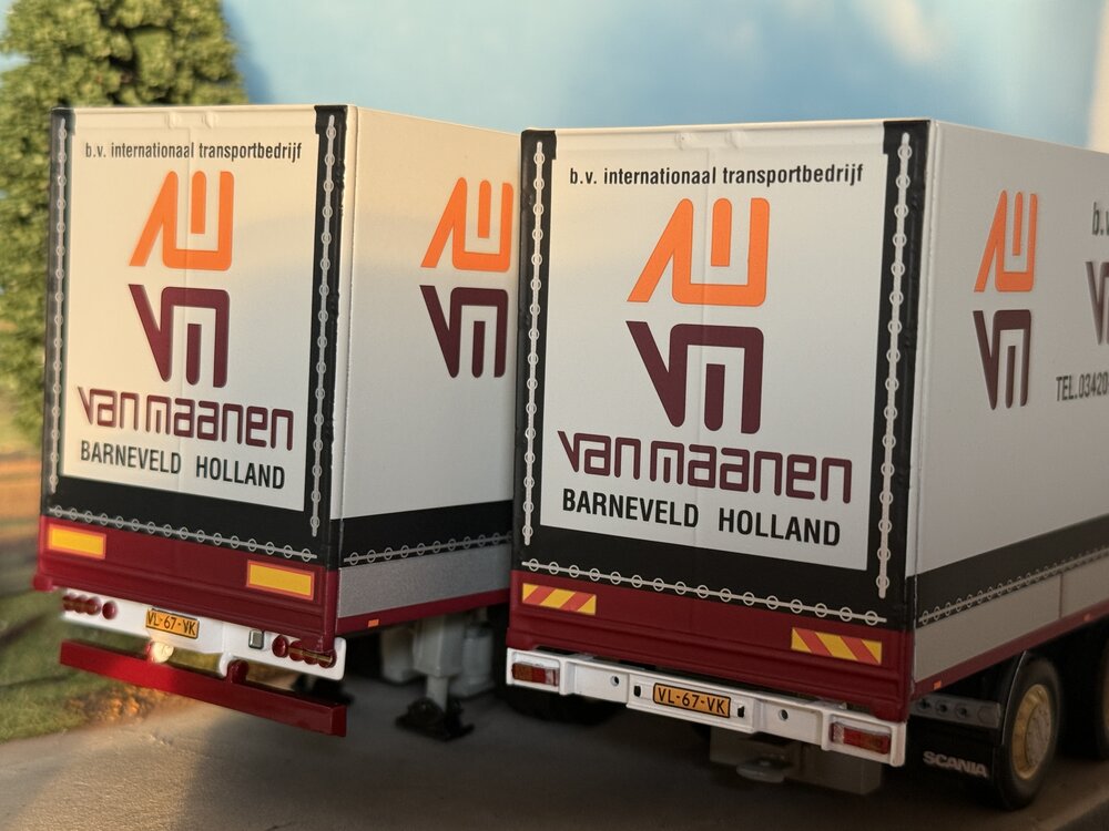 WSI WSI Scania 113M motorwagen met 2-as aanhanger VAN MAANEN
