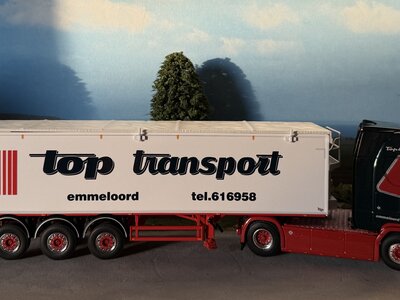 WSI WSI Scania S Highline 4x2 + 3-axle belt trailer TOP TRANSPORT