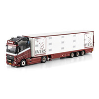 WSI Volvo FH5 Globetrotter XL 4x2 met 3-assige iso therm vee trailer EVERS
