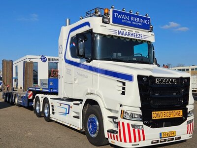 WSI WSI "EXCLUSIEF" Scania Vlastuin Torpedo 6x2 with 4-axle semi wheel lowloader TWAN BIERINGS