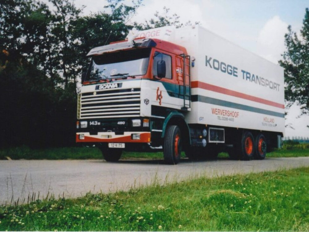 Tekno Tekno Scania 143M rigid truck with 2-axle trailer KOGGE TRANSPORT
