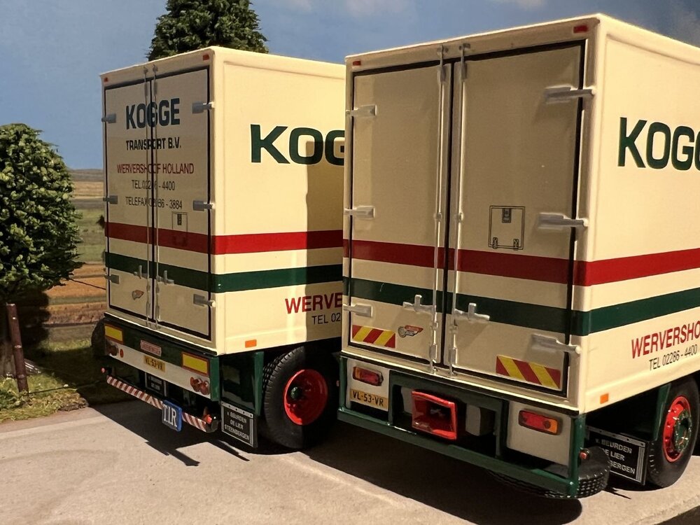 Tekno Tekno Scania 143M motorwagen met 2-as aanhanger KOGGE TRANSPORT