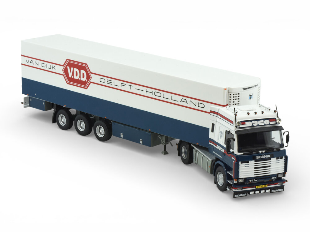 Tekno Tekno Scania 143-450 met Estepe dak en 3-assige koeloplegger DIJCO