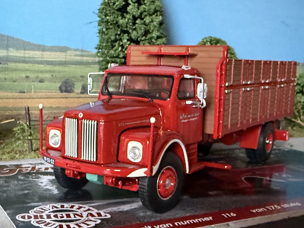 Tekno Tekno Scania Vabis L80 torpedo riged truck with resin  open top container VAN DER WINDT