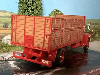 Tekno Tekno Scania Vabis L80 torpedo riged truck with resin  open top container VAN DER WINDT