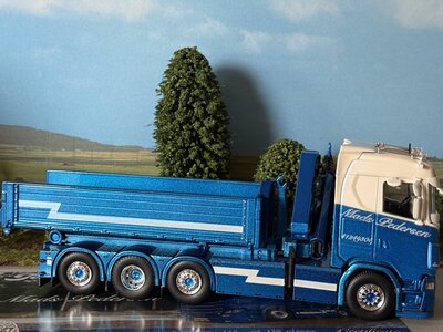 Tekno Tekno Scania Next Gen 660S-V8 with HMF crane + opentop container MADS PEDERSEN
