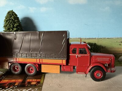 Tekno Tekno Scania Vabis LS80 motorwagen met 2-assige huifaanhanger J. VAN SUMMEREN