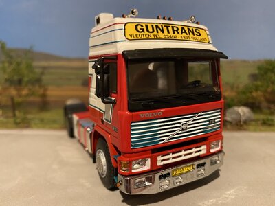 WSI WSI Volvo F12 4x2 single truck GUNTRANS VLEUTEN