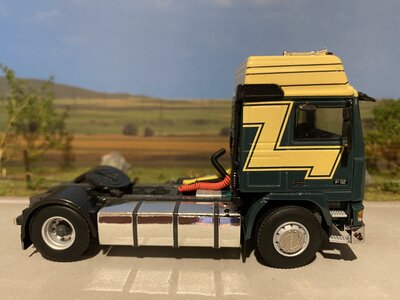 WSI WSI Volvo F12 4x2 single truck GUNTRANS VLEUTEN