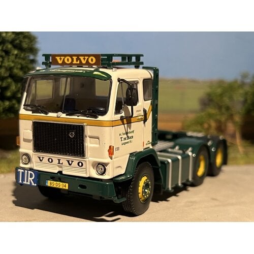 WSI WSI Volvo F88 6x2 DE BOER LANGWEER