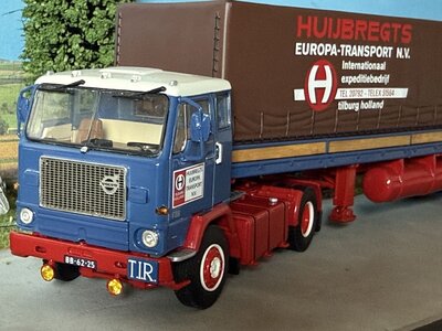 WSI WSI Volvo F88 4x2 + 2-axle classic curtainside trailer HUIJBREGTS